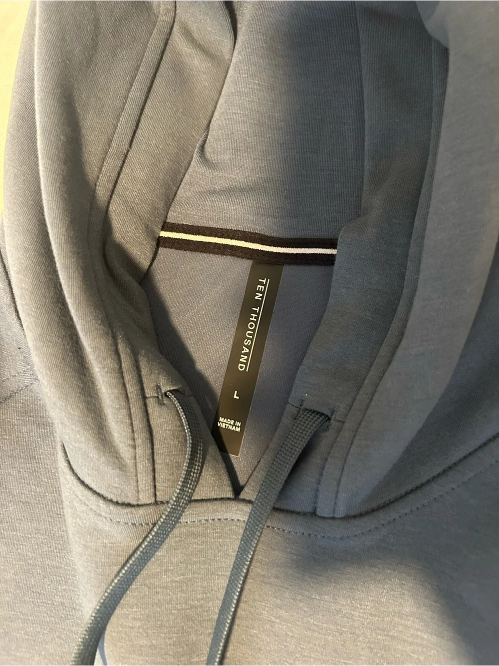Ten Thousand Mens L midweight tech hoodie admiral blue NWT